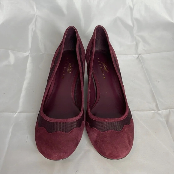 LORD & TAYLOR Block Heel Pumps Burgundy Suede Scalloped Mesh Round Toe Size 6.5 - Picture 5 of 12
